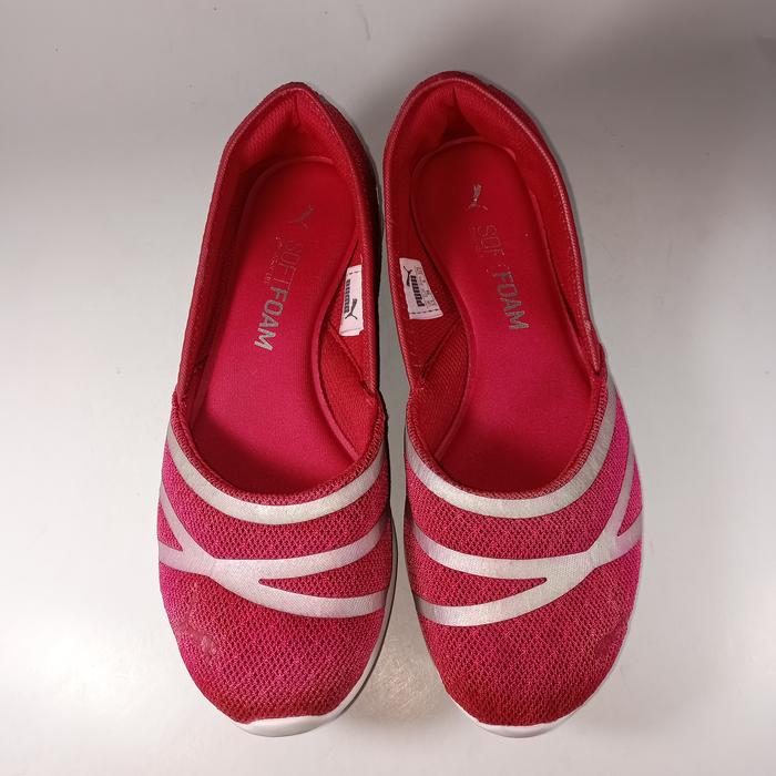 Puma original flat 36 size women shoes