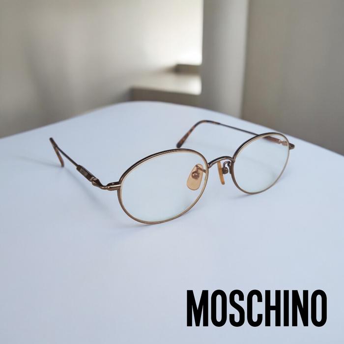 Moschino original cheap and chic Kacamata preloved second branded murah