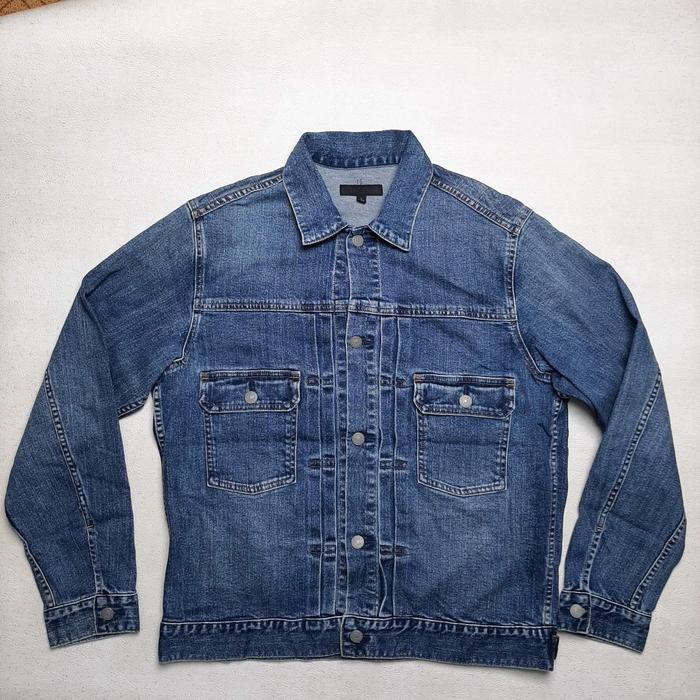 UNIQLO blue whased denim  trucker jacket type 2 size L