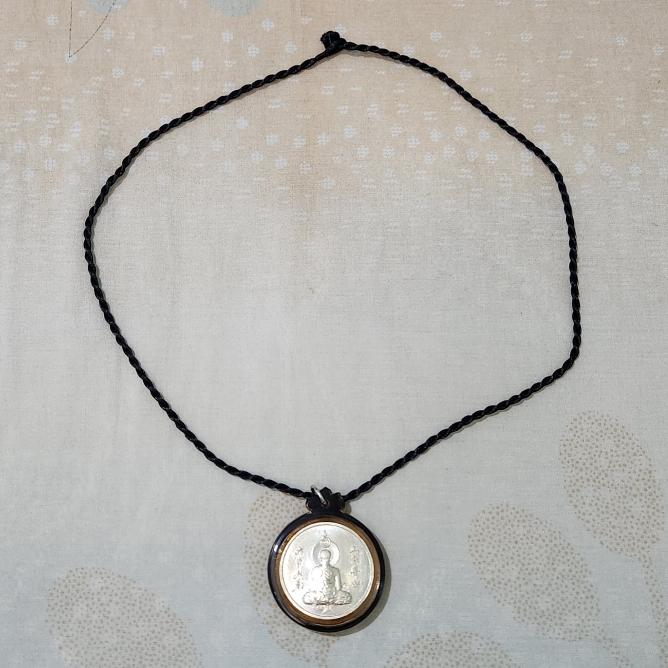 kalung tali amulet thailand