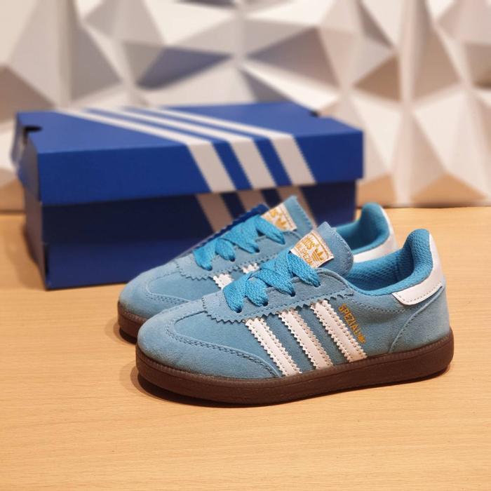 sepatu anak adidas biru muda spezial tali