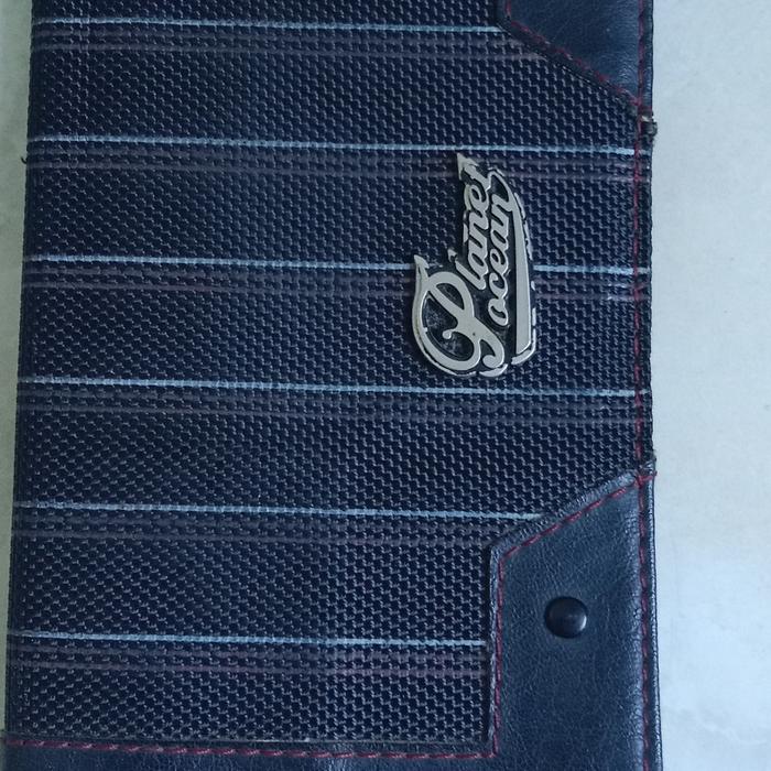 dompet planet ocean