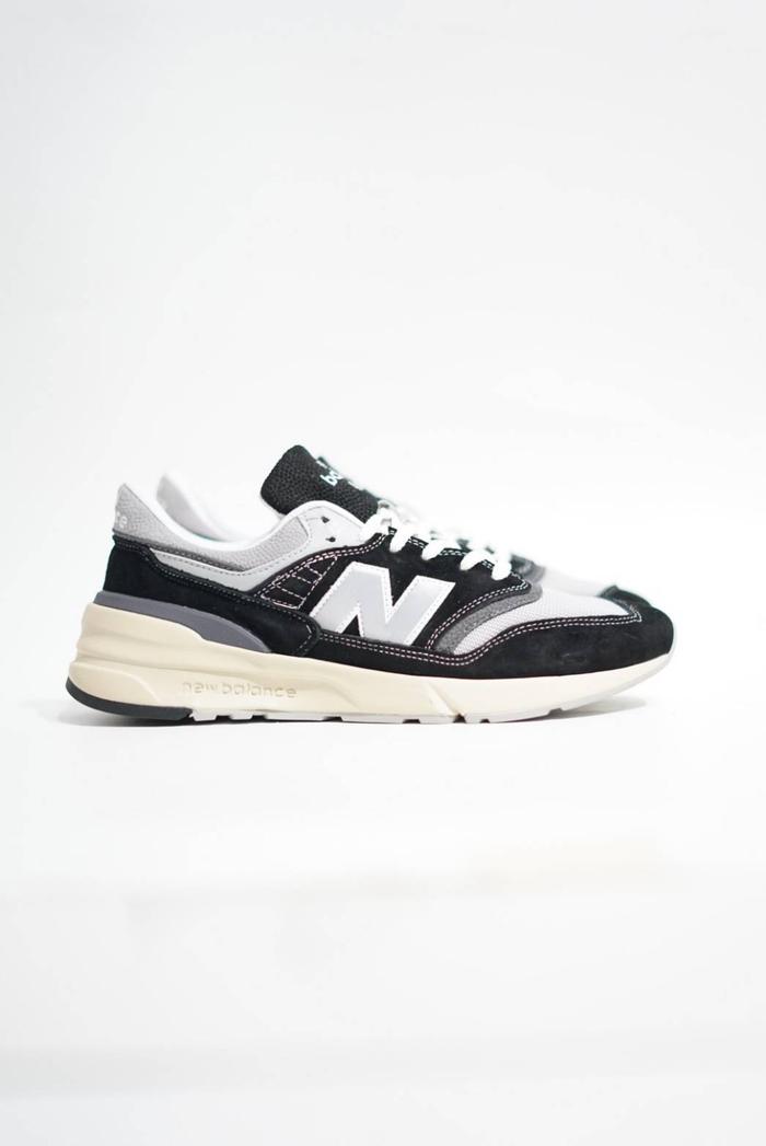 Sepatu NB New Balance 997 Black