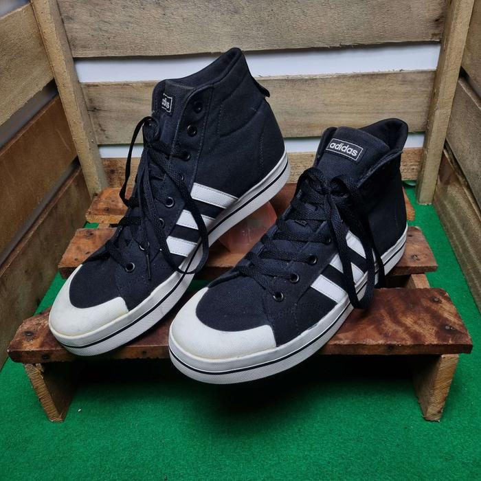 sepatu adidas Bravada High