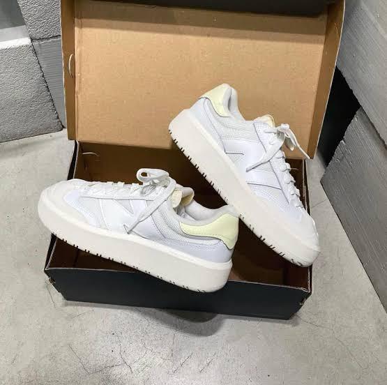 NB CT 302 WHITE CT302OF