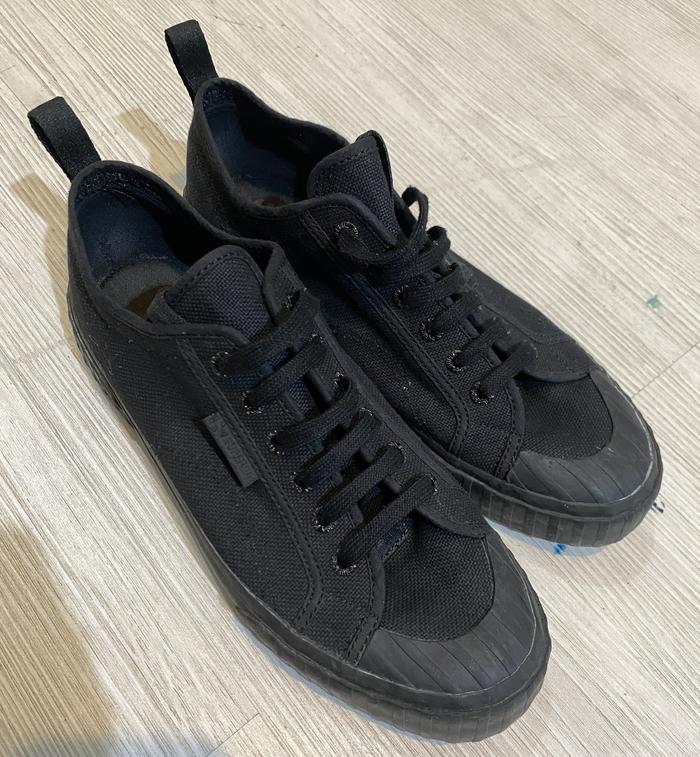 Makna x Superga black