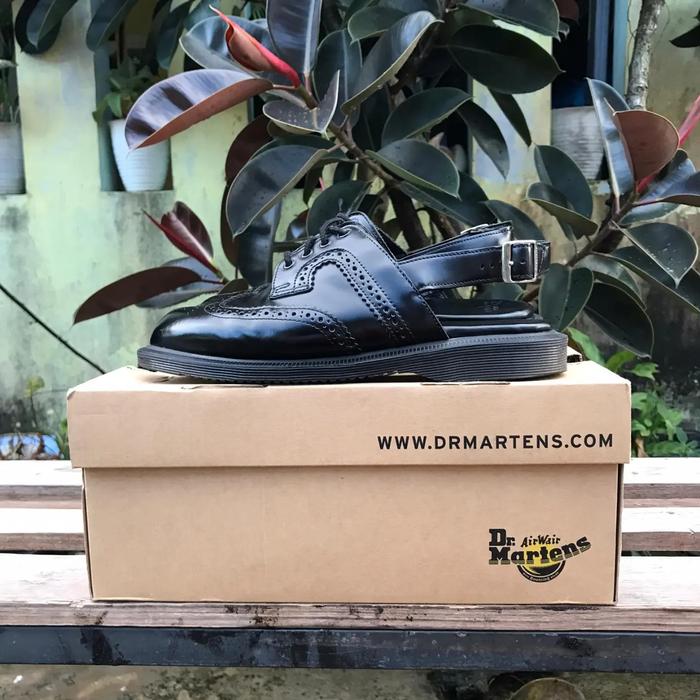 Dr Marten Georgiana