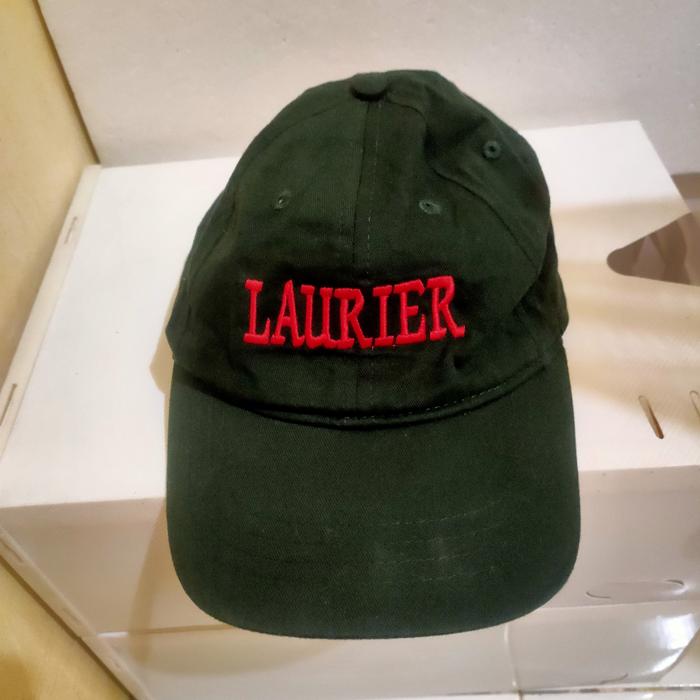 topi laurier second