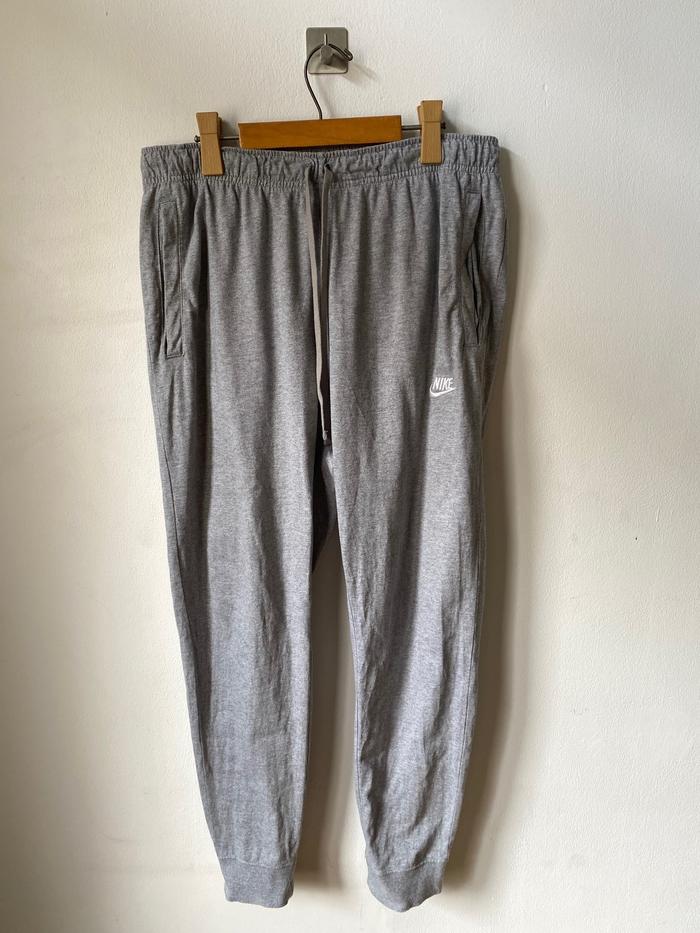 CELANA JOGGER FLEECE NIKE SIZE XL ABU HEATHER SECOND PRELOVE