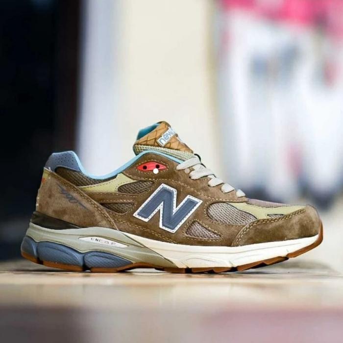 SEPATU NEW NB BALANCE 990 V3 BROWN WHITE