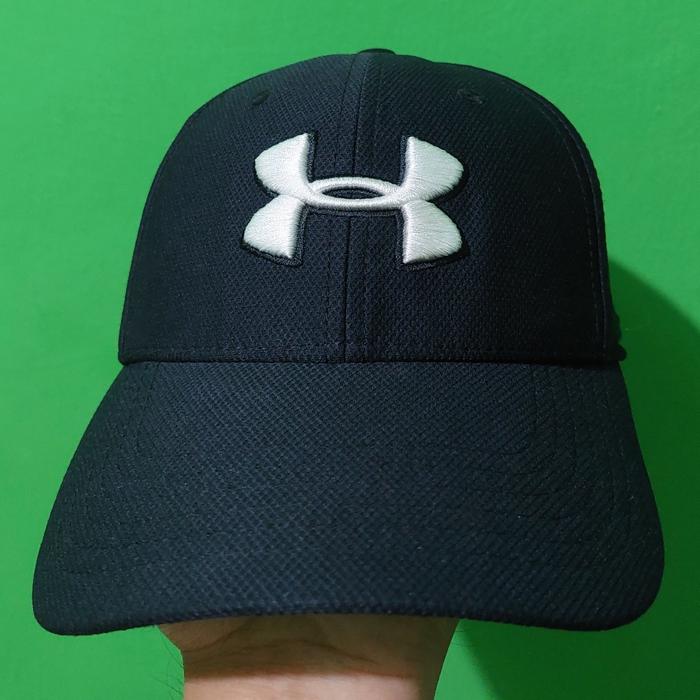 Topi Outdoor Build Up Under Armour UA Second Preloved Original