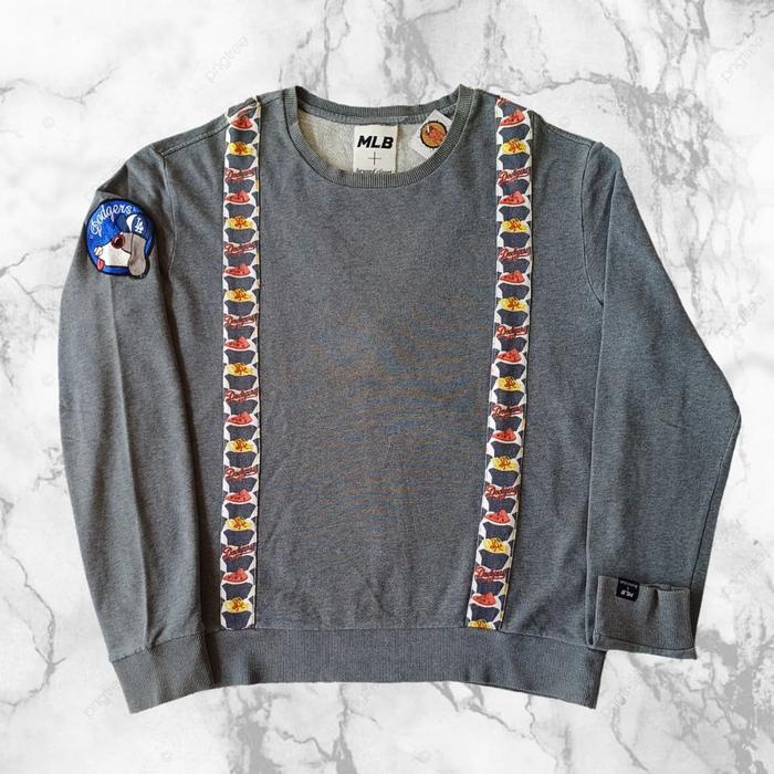 CREWNECK MLB X BEYOND CLOSET ABU, SIZE M (SECOND BRANDED) CN0150