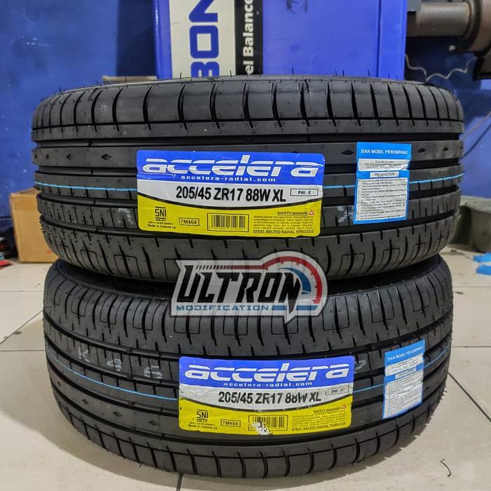 Ban Mobil Racing Ring17 Ban Tubeles Accelera 205 45 R17 Bukan Dunlop