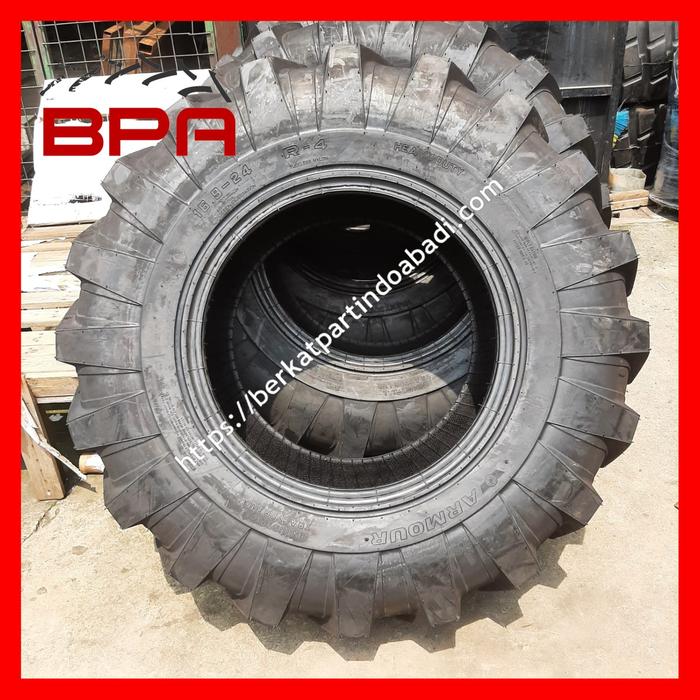 Ban Backhoe Loader Traktor 16.9 - 24 - 12PR - R4