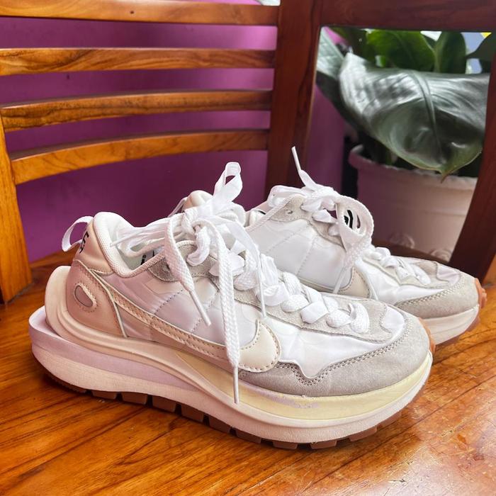 Nike Sacai Vaporwaffle Sail gum | sneakers preloved | sepatu preloved