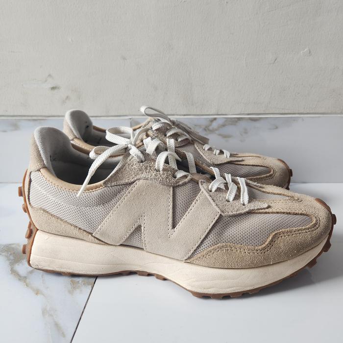 New Balance NB 327 Cream Second Size 43