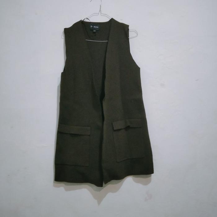 Cardigan Wanita  Stradivarius Preloved