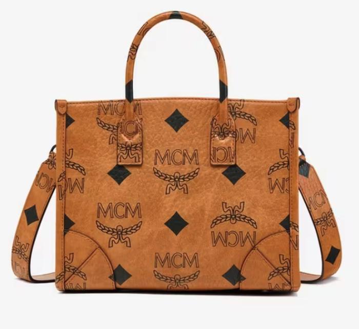 MCM MUNCHEN TOTE IN  MAXI VISETOS COGNAC - BISA REQUEST PRODUK MCM LAINNYA DARI AMERIKA