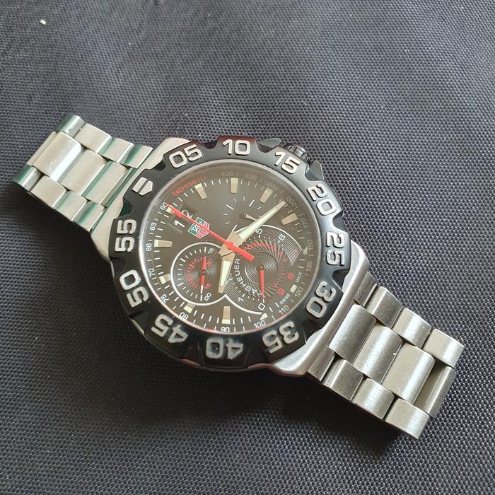 Jam tangan Tag Heuer Formula 1