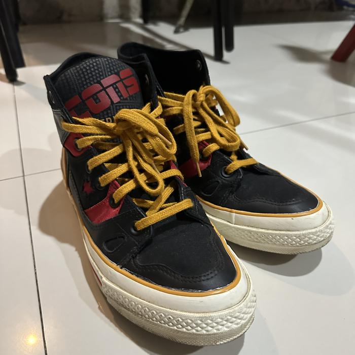 sepatu sneekers converse erx 260