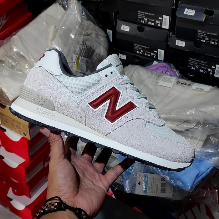 SEPATU SNEAKERS NEW BALANCE 574 SUEDE WHITE RED ORIGINAL 100% BNIB
