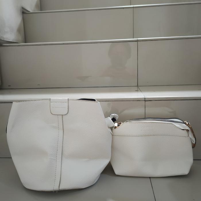 Tas putih Queens preloved