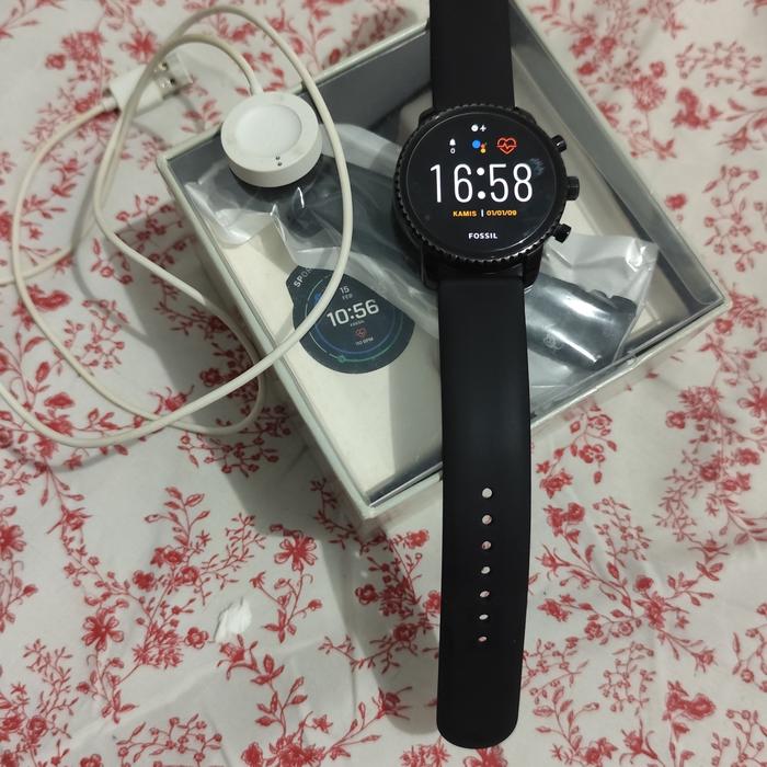 jam tangan smartwatch fossil gen 4