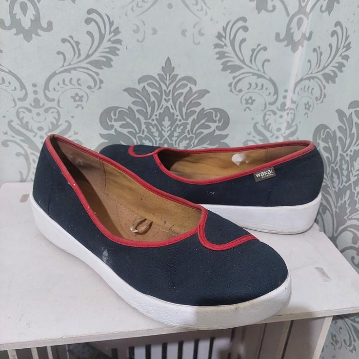 Sepatu wanita Wakai size 39 preloved