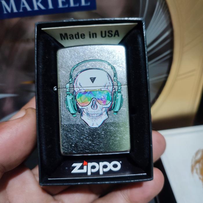 zippo original usa , skull headphone design