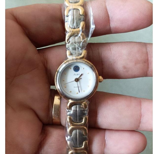 Jam Tangan ALBA, ORIGINAL, Jam Tangan  Wanita, Warna Kombinasi,Diameter 2cm, Ukurannya Kecil Bangat