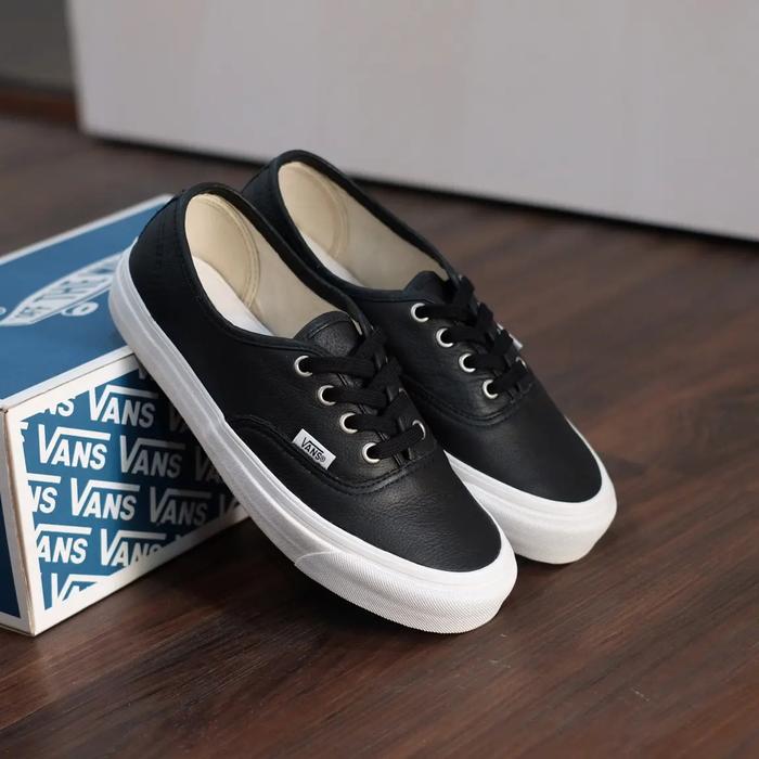 Vans Authentic Og Leather Black White SS 16