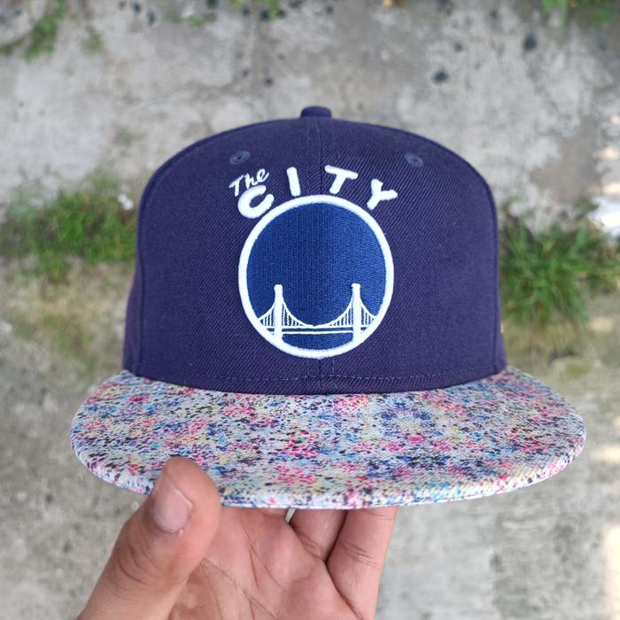 Topi Snapback New Era GSW The city