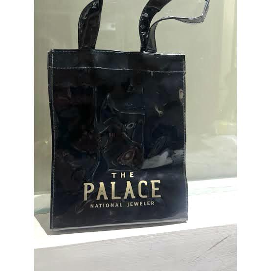 The Palace Black Jelly Bag Kantong Hitam