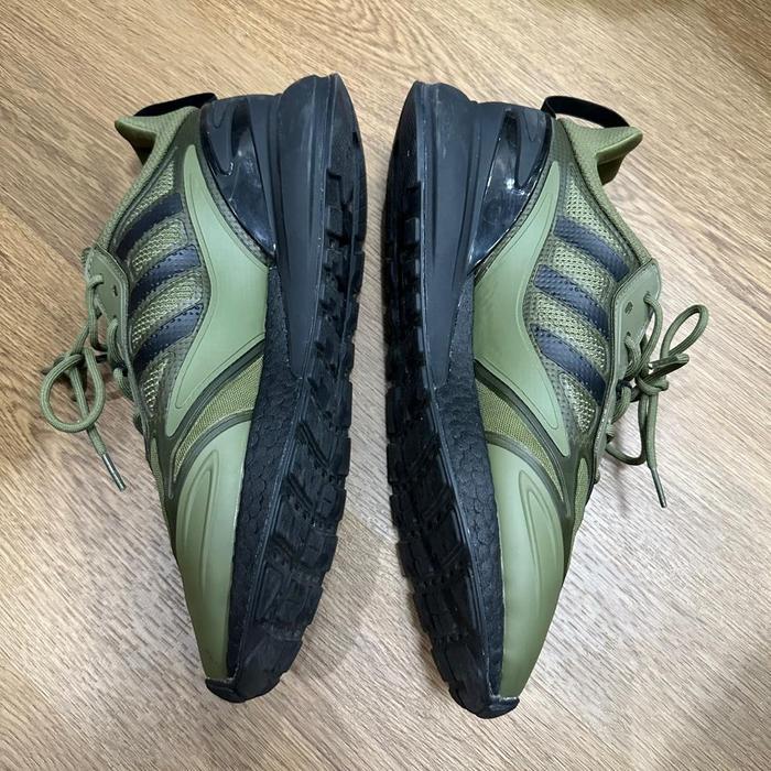 adidas zx 2k boost ukuran 46, no minus, hanya 1 kali pemakaian, kotak hilang karena baru pindahan