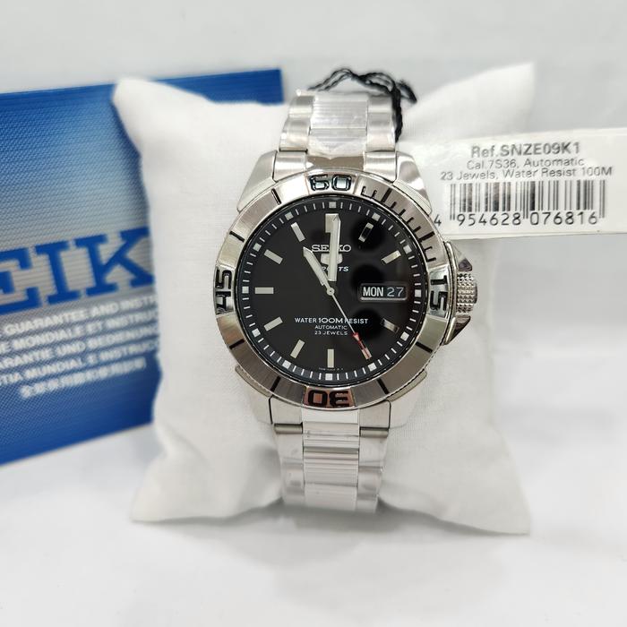 Jam tangan pria Seiko 5 Sports SNZE09K1 SNZE09 Automatic Original