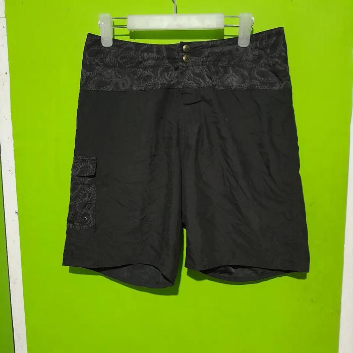 celana pendek nike acg second