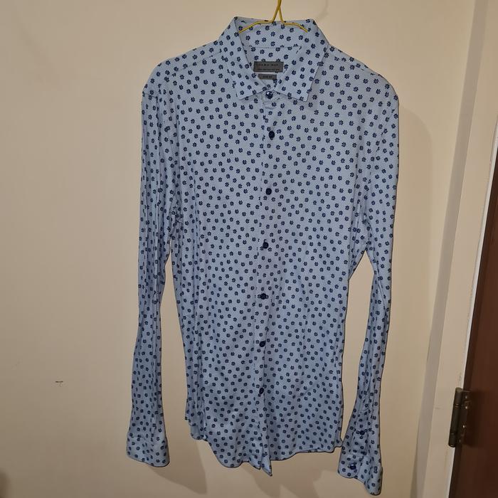 Zara Man Kemeja Pria Lengan Panjang Biru Blue Floral