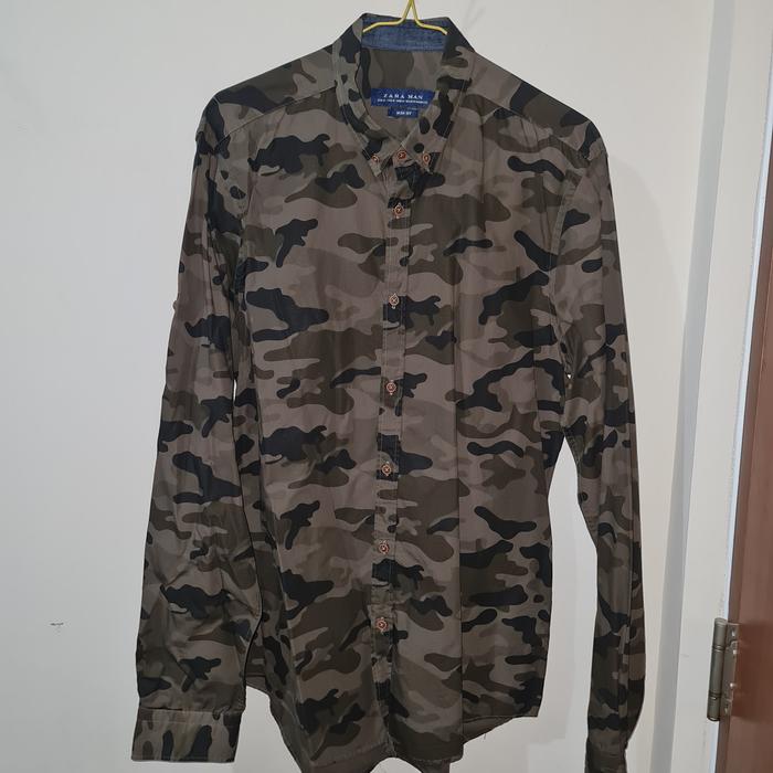 Zara Man Army Kemeja Pria Lengan Panjang Slim Fit