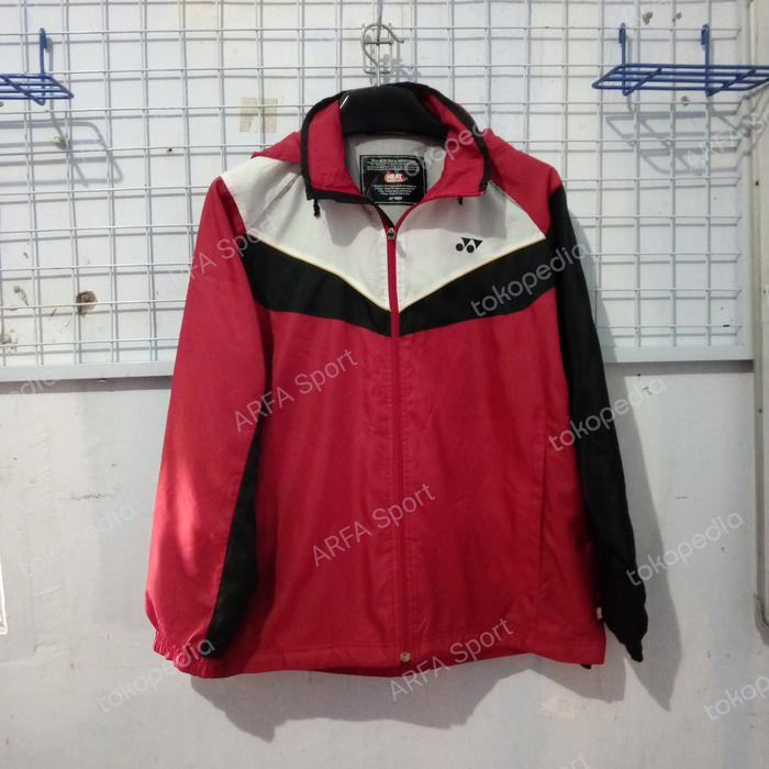 Jaket YONEX HEAT CAPSULE HOODIE Size M Merah Putih Agustus Thrift