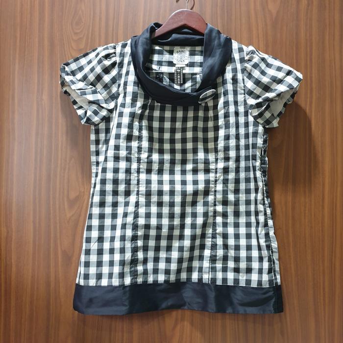 Baju Atasan Blouse Fashion Wanita Preloved Adem Nyaman Lembut Import USA
