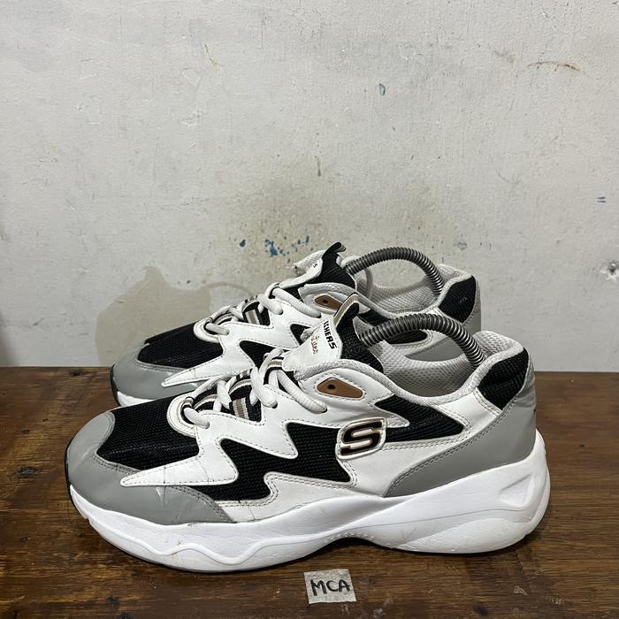 Sepatu second ori skechers d'lites airy size 40