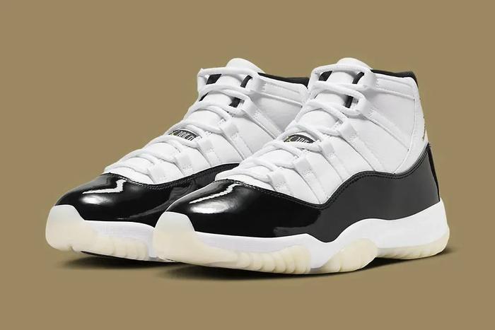 SEPATU SNEAKERS ANAK / REMAJA NK AIR JORDAN 11 RETRO (GS) gratitude