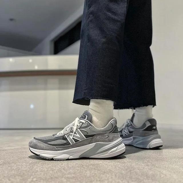 NB990v6 grey original bnwb