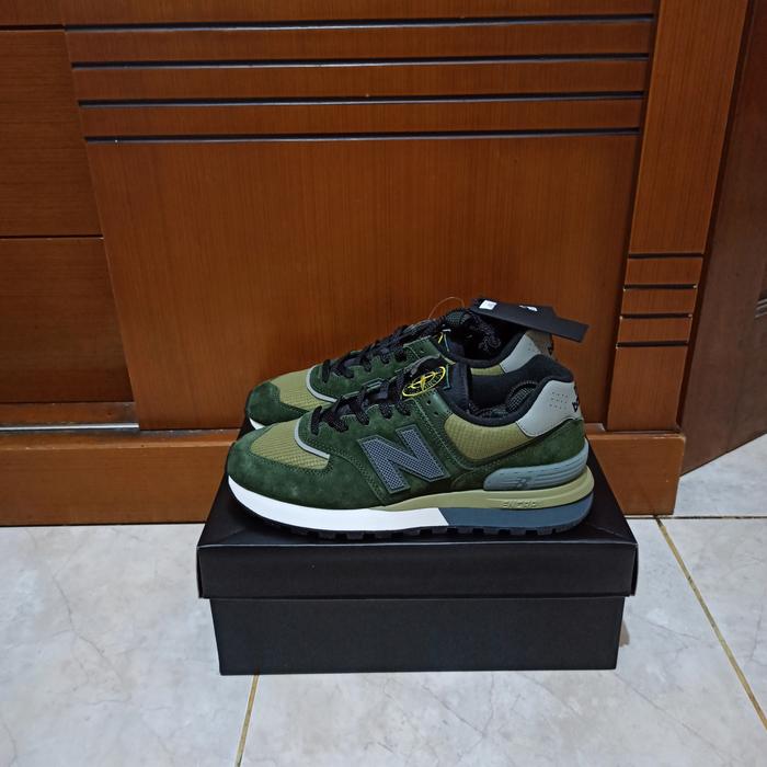 new balance x stone island