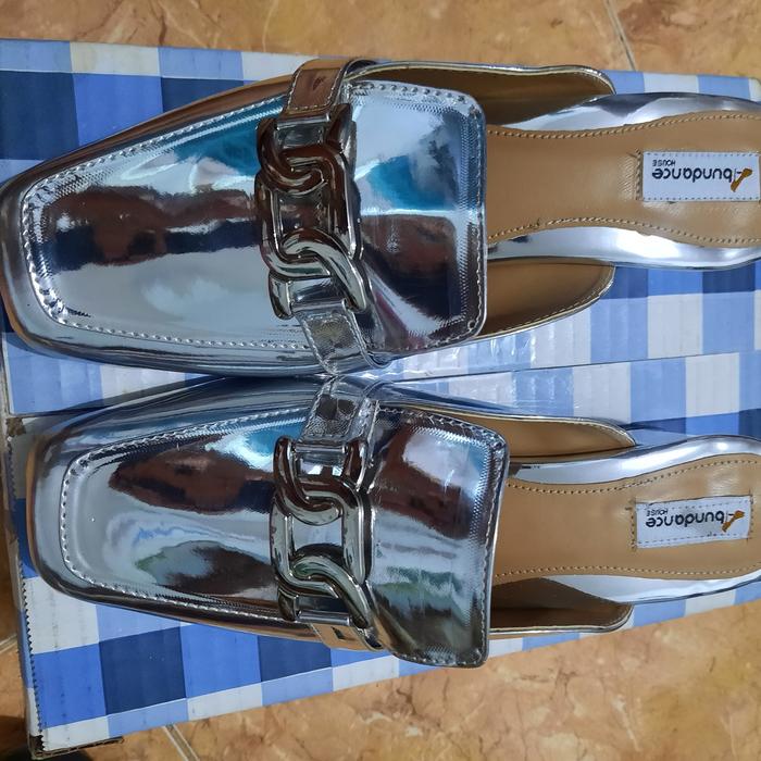 sepatu flat hitam merk rubi 40