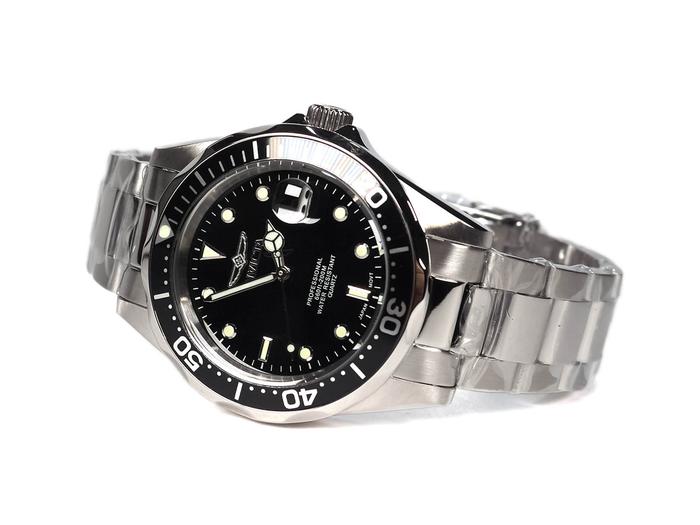 Invicta 8932 Pro Diver Quartz Stainless Steel Watch
