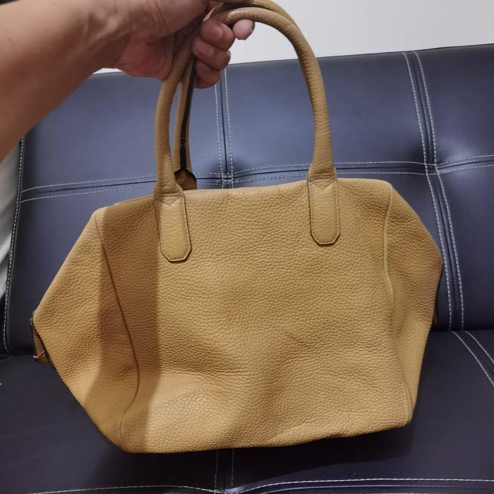 Tas Tangan Wanita Bruno Magli