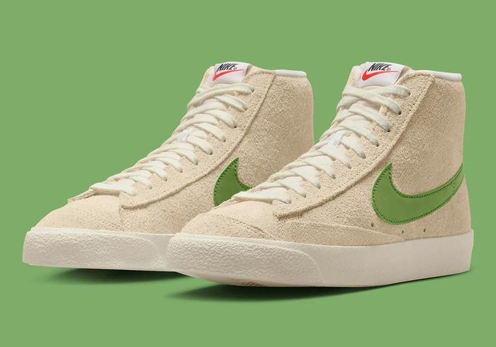 SEPATU SNEAKERS WOMENS NIKE W BLAZER MID `77 VNTG Chlorophyll