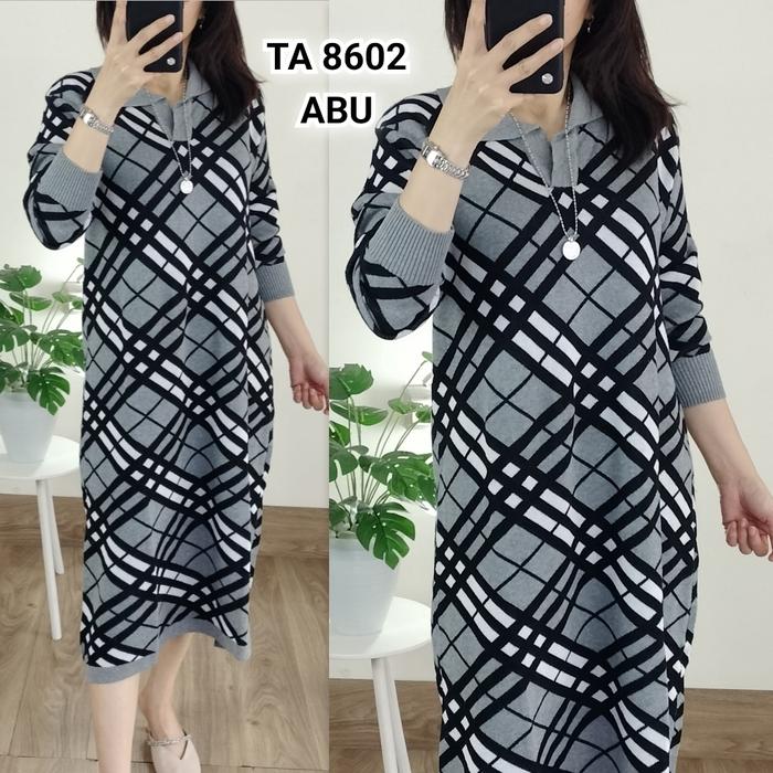 tunik rajut imp kerah ld 100-120 pj 105 abu dan moca (8602)
