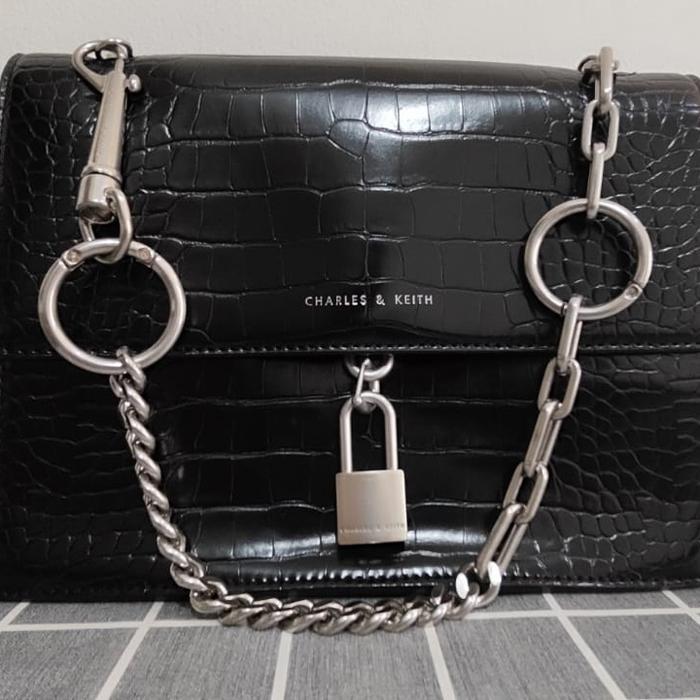 Tas croco charles and keith original